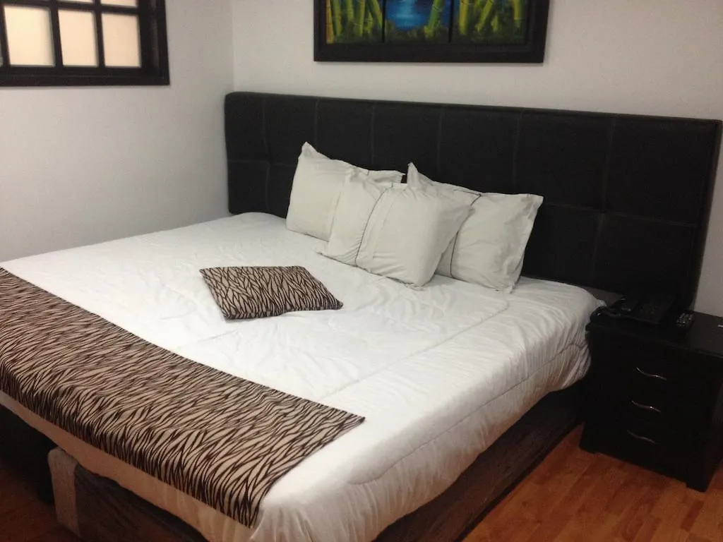 **  Hotel Santiago Plaza Bogotá Colombia