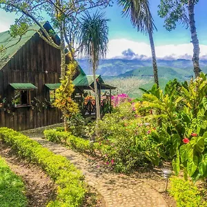Casa Campestre Estilo Pirineos - Cerca A Colombia